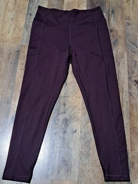 Victoria's Secret Studio Leggings Size 10 With Pockets.